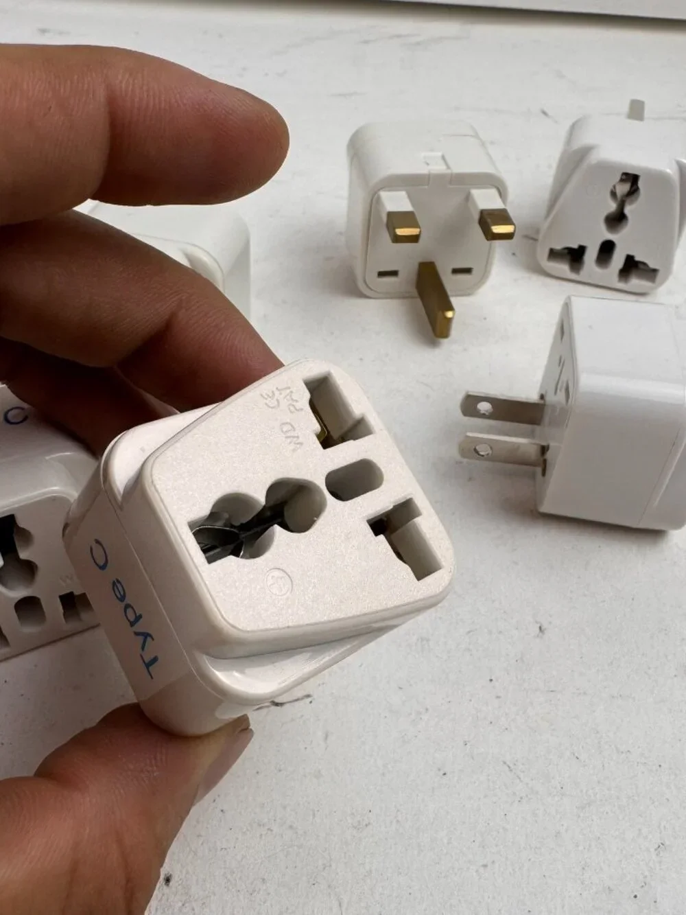 lot of 8 universal travel power plug adapters worldwide wall converter used